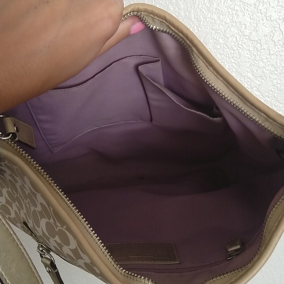 Coach heritage stripe signature C Chelsea hobo crossbody purse - Picture 10 of 10